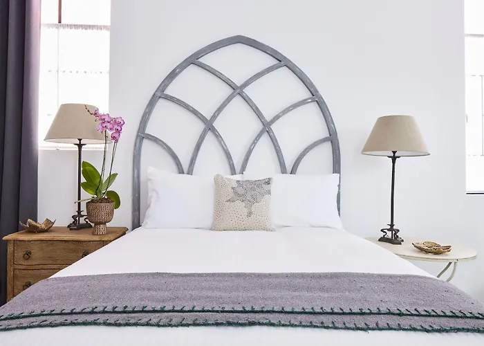 Hotel Orchid House
