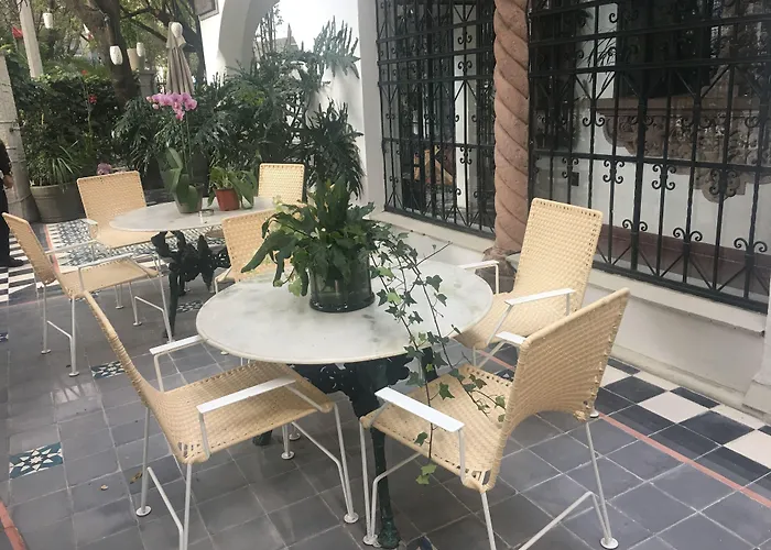 Orchid House Hotel