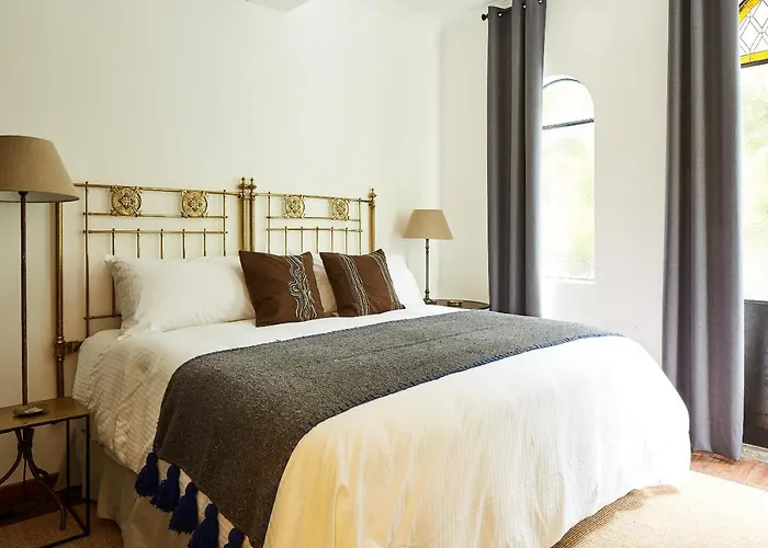 Orchid House 5*