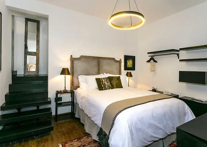 Orchid House Hotel 5*